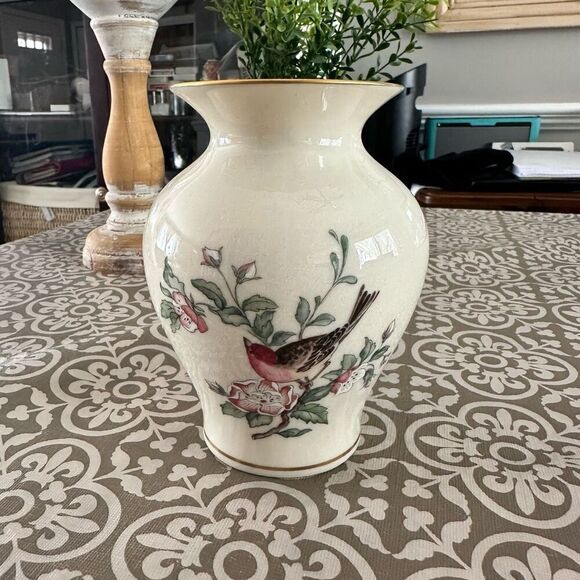 Lenox Serenade Vase Red Finch Bird & Floral Design vintage USA 6” approx - Picture 1 of 11